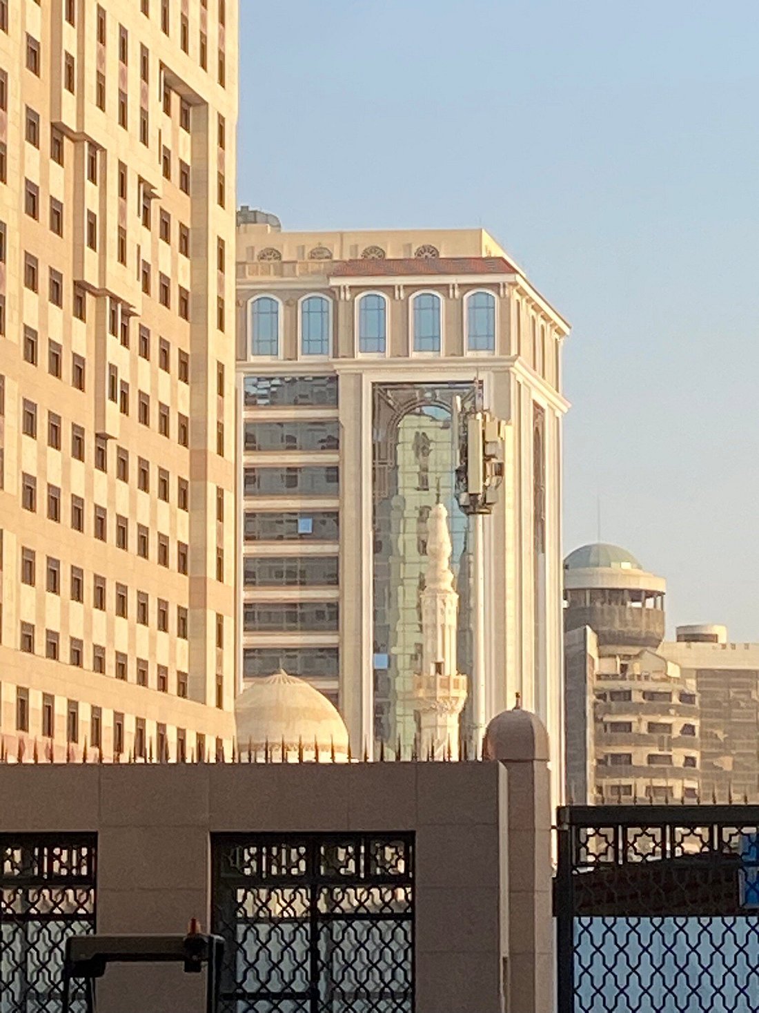 EMAAR ROYAL HOTEL - MADINA