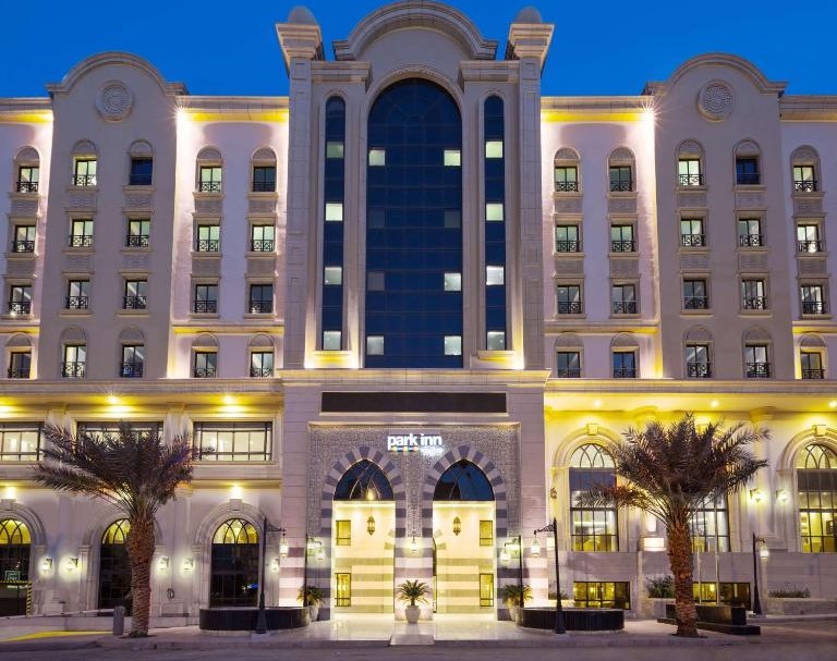 PARK IN RADDISON - MAKKAH